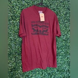 Levi's Men's Burgundy Graphic Tee